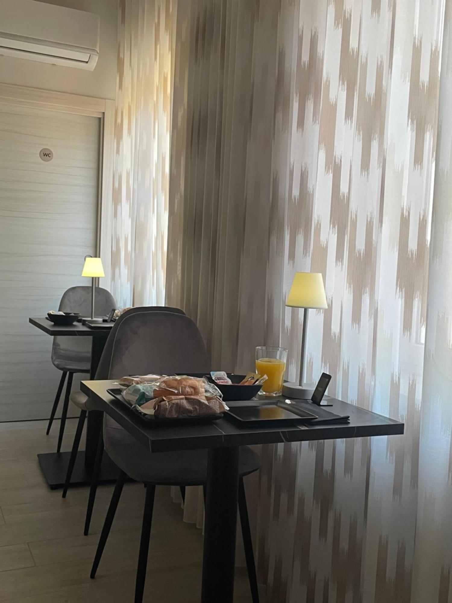 Ro&Ro Napoli Luxury Rooms 外观 照片