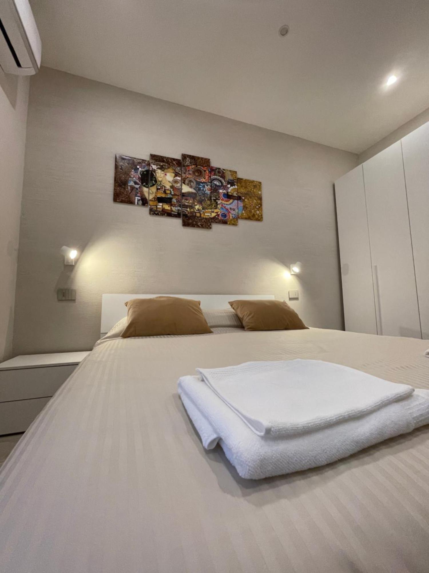 Ro&Ro Napoli Luxury Rooms 外观 照片